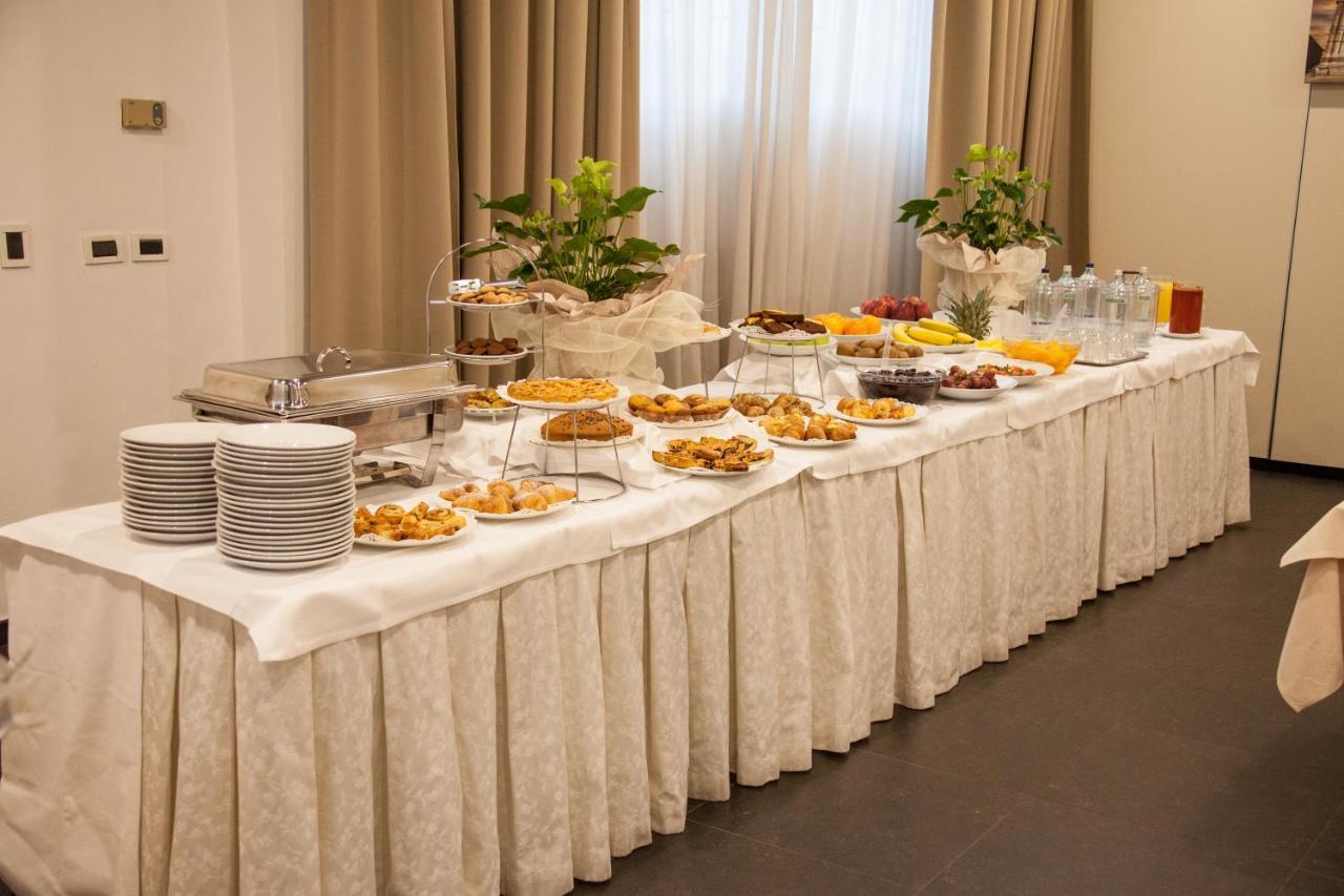 Hotel Orly Cesenatico Dış mekan fotoğraf
