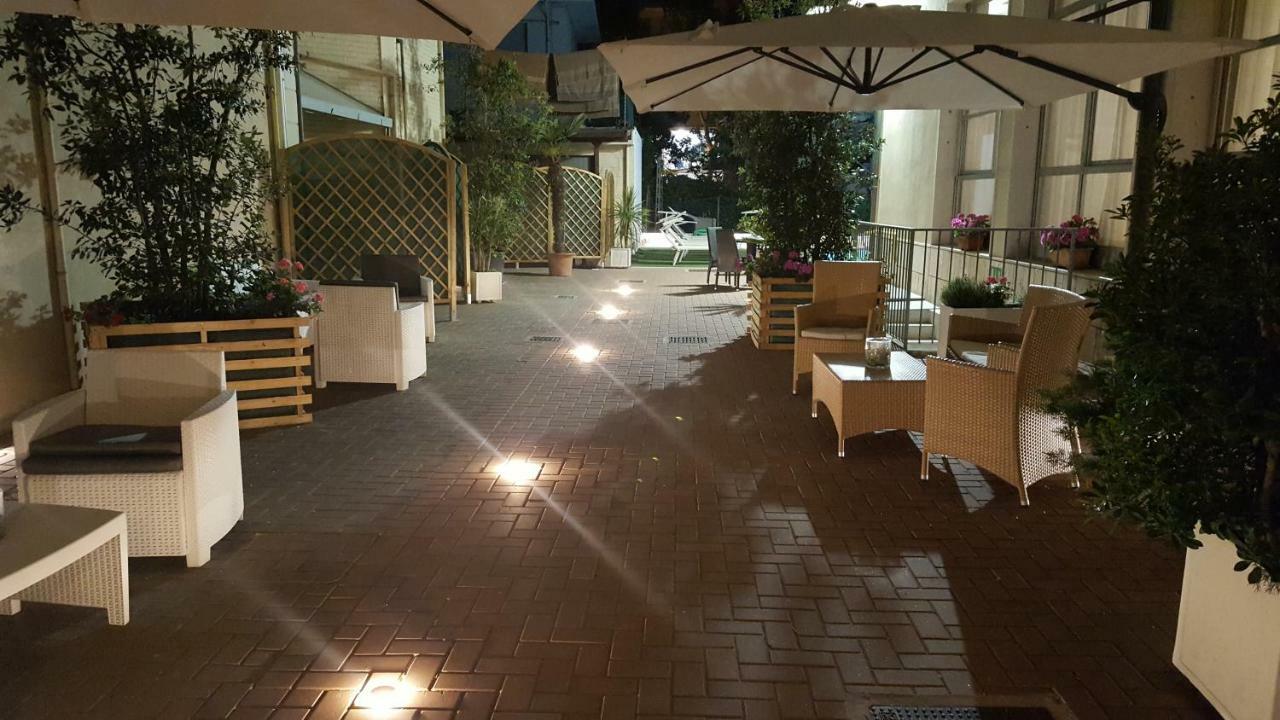Hotel Orly Cesenatico Dış mekan fotoğraf